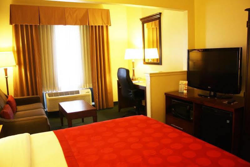 Comfort Suites Denver Ngoại thất bức ảnh